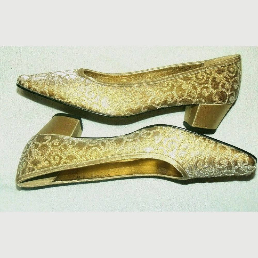 NWB NINA DRESS PUMPS GOLD SWIRL
